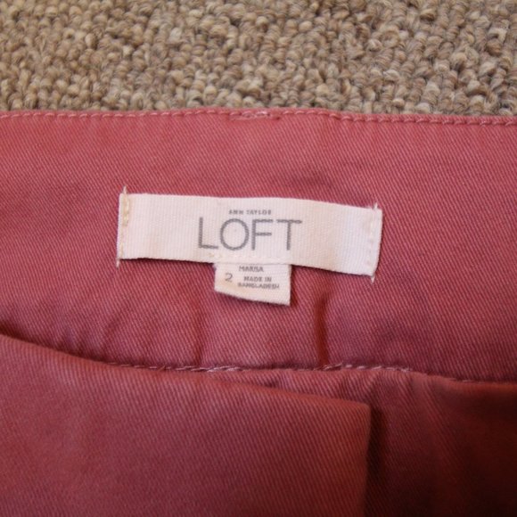 2/$30 LOFT Bermuda Shorts Bundle - Picture 4 of 7